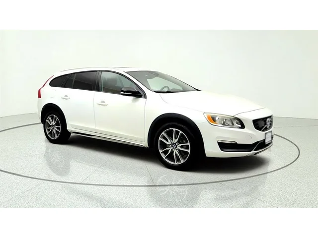 SEMINUEVOS VOLVO V60 Cross Country a Estados en autogozo