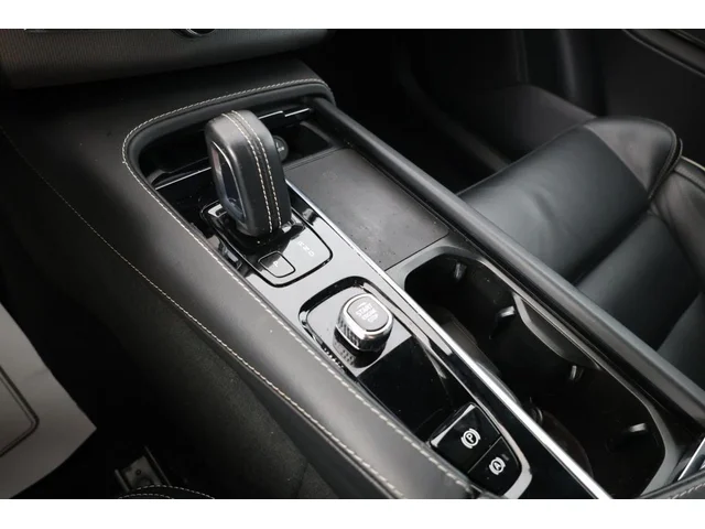 SEMINUEVOS VOLVO XC90 Recharge Plug-In Hybrid a Estados en autogozo