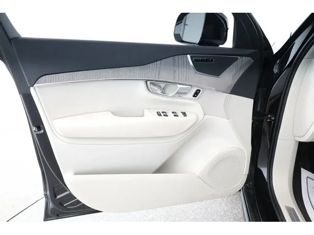 SEMINUEVOS VOLVO XC90 Recharge Plug-In Hybrid a Estados en autogozo