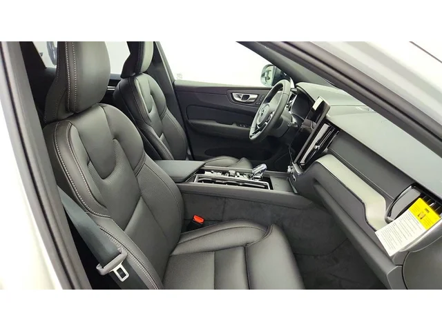 SEMINUEVOS VOLVO XC60 Plug-In Hybrid a Estados en autogozo