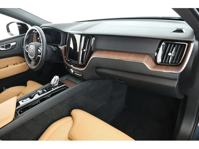 SEMINUEVOS VOLVO XC60 Plug-In Hybrid a Estados en autogozo