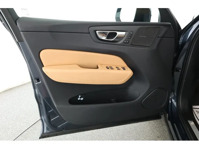 SEMINUEVOS VOLVO XC60 Plug-In Hybrid a Estados en autogozo