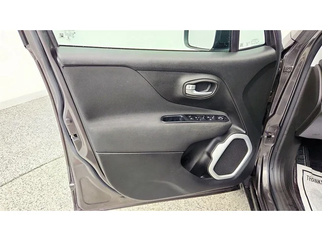 SEMINUEVOS JEEP Renegade a Estados en autogozo