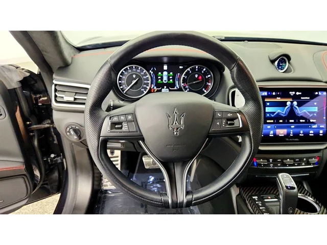 SEMINUEVOS MASERATI Ghibli a Estados en autogozo