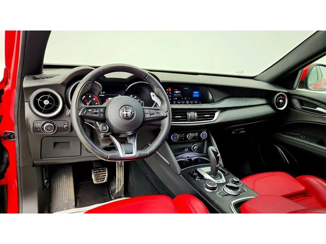 SEMINUEVOS ALFA ROMEO Stelvio a Estados en autogozo