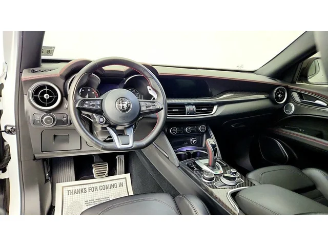 SEMINUEVOS ALFA ROMEO Stelvio a Estados en autogozo