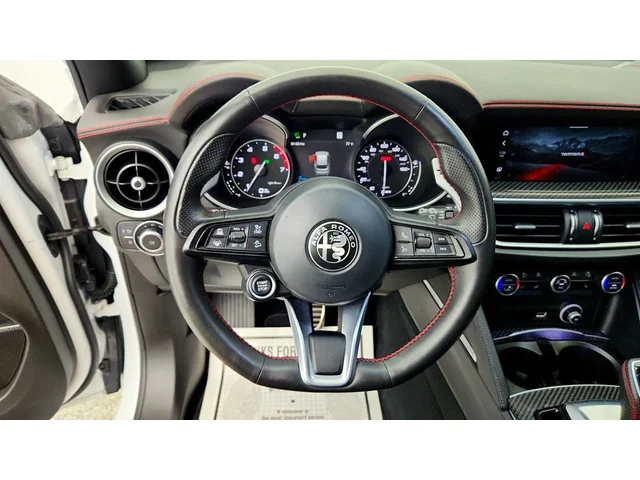 SEMINUEVOS ALFA ROMEO Stelvio a Estados en autogozo