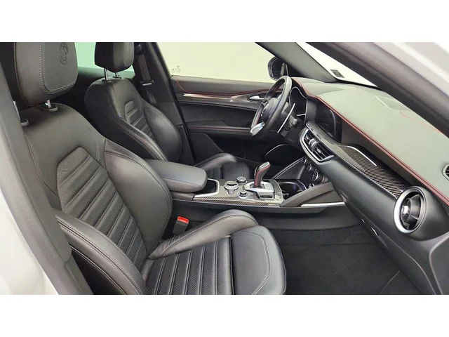 SEMINUEVOS ALFA ROMEO Stelvio a Estados en autogozo