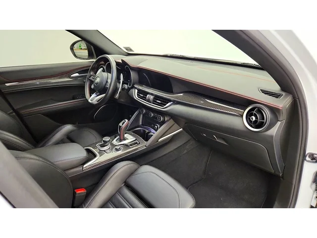 SEMINUEVOS ALFA ROMEO Stelvio a Estados en autogozo