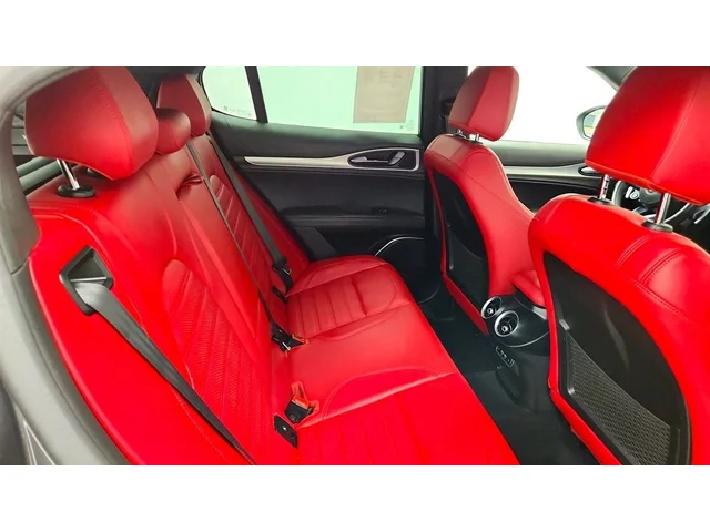 SEMINUEVOS ALFA ROMEO Stelvio a Estados en autogozo