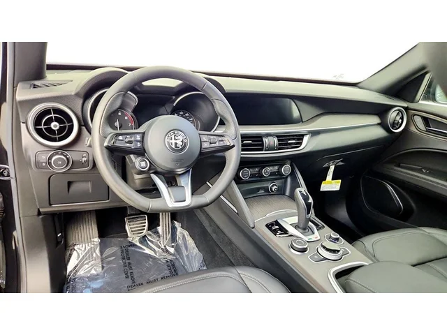 SEMINUEVOS ALFA ROMEO Stelvio a Estados en autogozo
