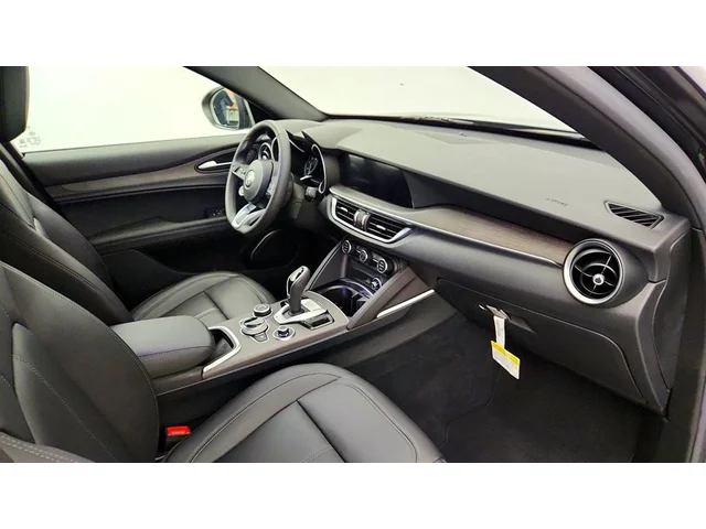 SEMINUEVOS ALFA ROMEO Stelvio a Estados en autogozo