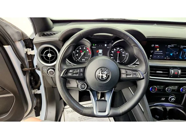 SEMINUEVOS ALFA ROMEO Stelvio a Estados en autogozo