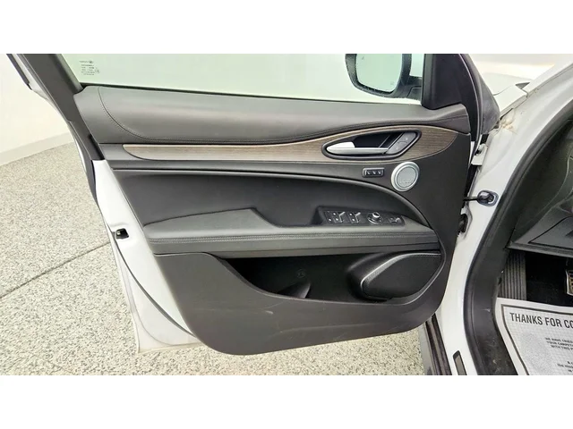 SEMINUEVOS ALFA ROMEO Stelvio a Estados en autogozo