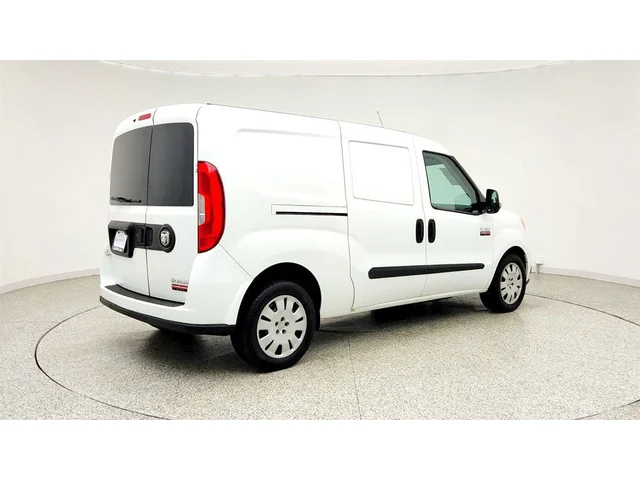 SEMINUEVOS RAM ProMaster City Cargo Van a Estados en autogozo