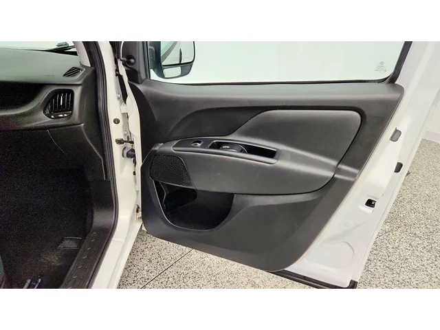 SEMINUEVOS RAM ProMaster City Cargo Van a Estados en autogozo