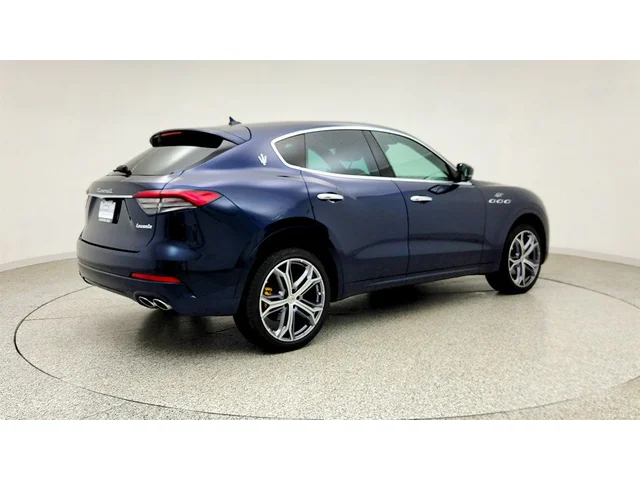 SEMINUEVOS MASERATI Levante a Estados en autogozo