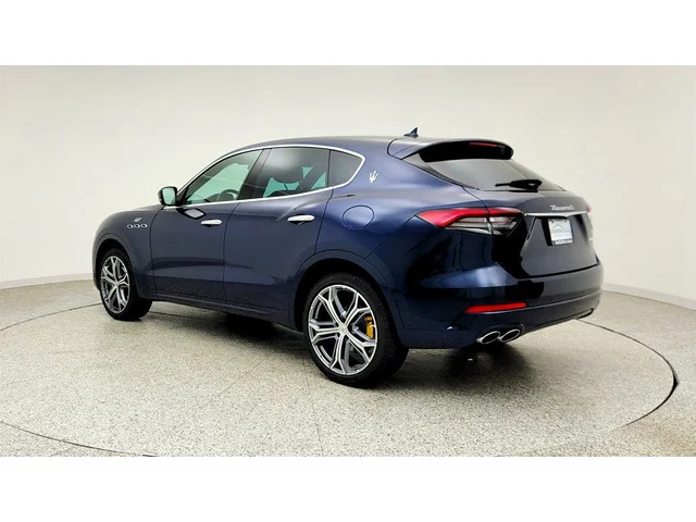 SEMINUEVOS MASERATI Levante a Estados en autogozo