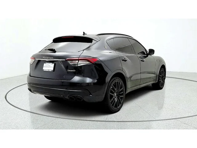 SEMINUEVOS MASERATI Levante a Estados en autogozo