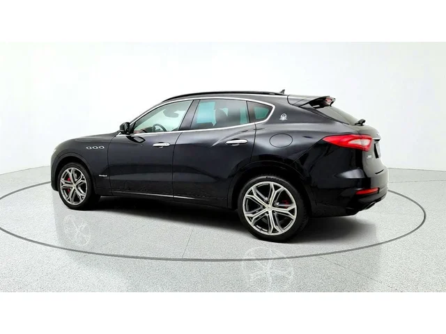 SEMINUEVOS MASERATI Levante a Estados en autogozo