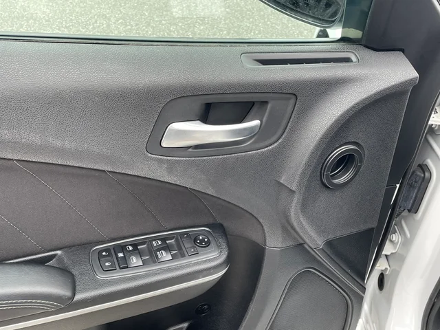 SEMINUEVOS DODGE Charger a Estados en autogozo