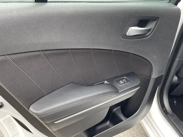 SEMINUEVOS DODGE Charger a Estados en autogozo