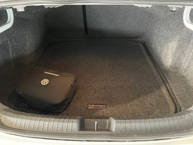 SEMINUEVOS VOLKSWAGEN Jetta a Estados en autogozo