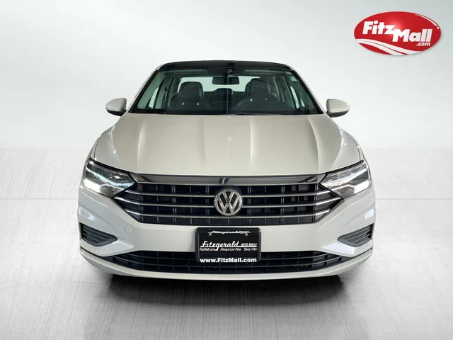 SEMINUEVOS VOLKSWAGEN Jetta a Estados en autogozo