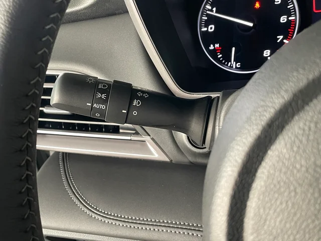 Nuevos SUBARU LEGACY à Estados chez autogozo