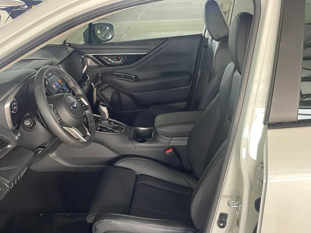 Nuevos SUBARU LEGACY à Estados chez autogozo
