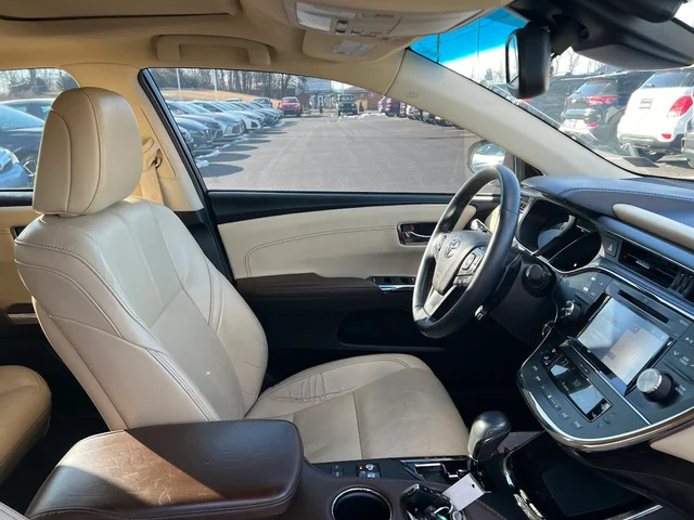 SEMINUEVOS TOYOTA Avalon a Estados en autogozo