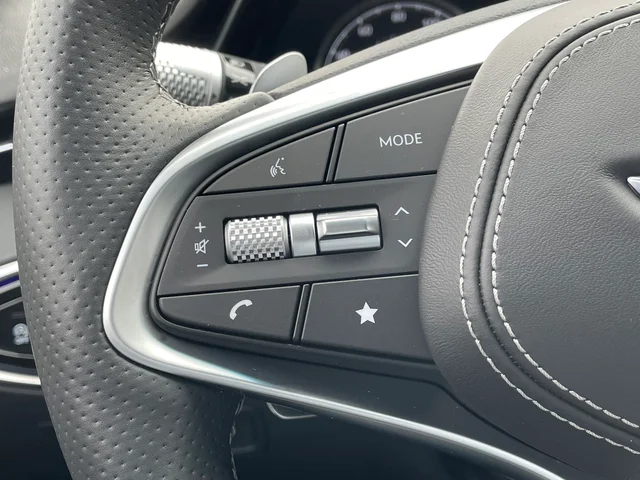 Nuevos GENESIS GV70 à Estados chez autogozo