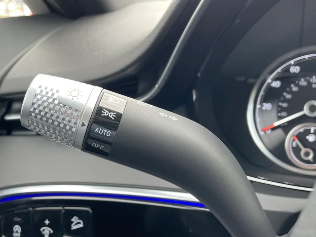 Nuevos GENESIS GV70 à Estados chez autogozo
