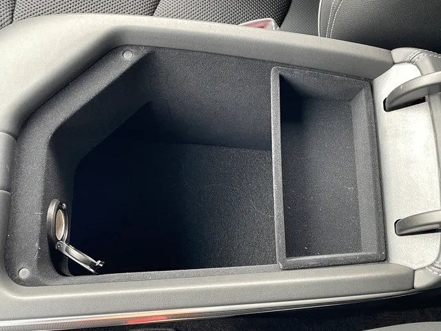 Nuevos GENESIS GV70 à Estados chez autogozo