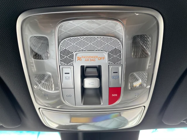 Nuevos GENESIS GV70 à Estados chez autogozo