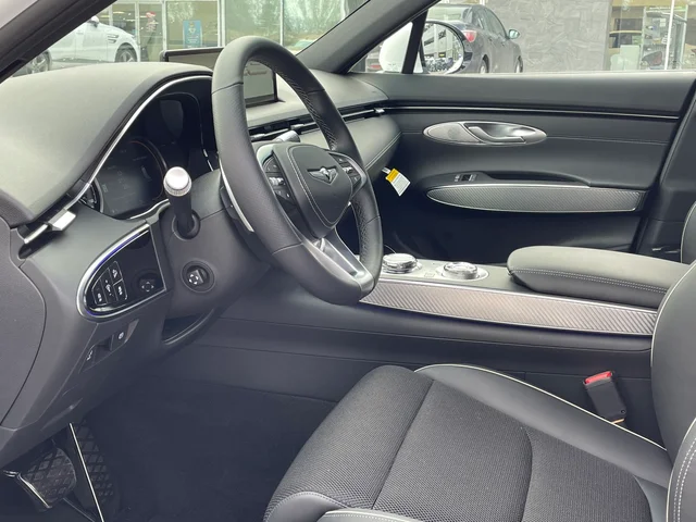 Nuevos GENESIS GV70 à Estados chez autogozo