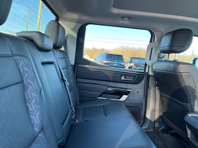SEMINUEVOS TOYOTA Tundra 4WD a Estados en autogozo