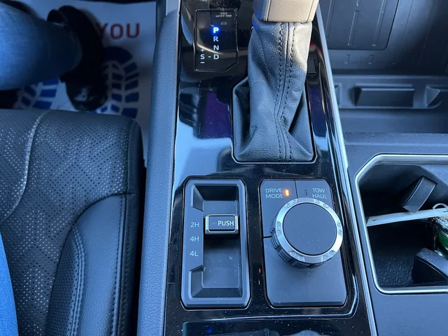 SEMINUEVOS TOYOTA Tundra 4WD a Estados en autogozo