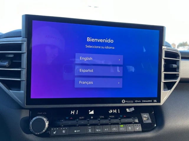 SEMINUEVOS TOYOTA Tundra 4WD a Estados en autogozo