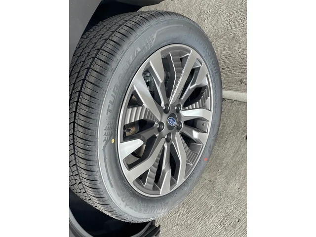 Nuevos SUBARU FORESTER à Estados chez autogozo