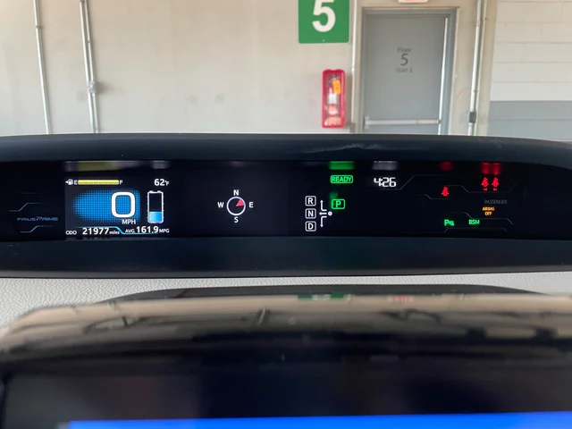 SEMINUEVOS TOYOTA Prius Prime a Estados en autogozo
