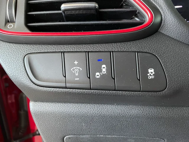 SEMINUEVOS HYUNDAI Elantra GT a Estados en autogozo