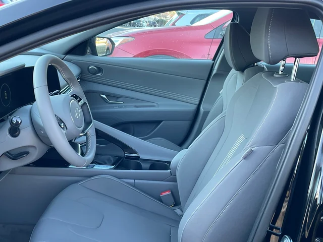 Nuevos HYUNDAI ELANTRA à Estados chez autogozo