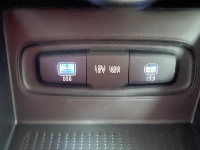 Nuevos HYUNDAI VENUE à Estados chez autogozo
