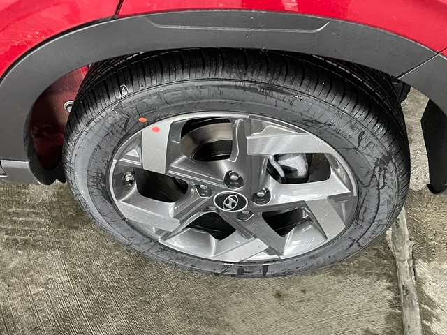 Nuevos HYUNDAI VENUE à Estados chez autogozo