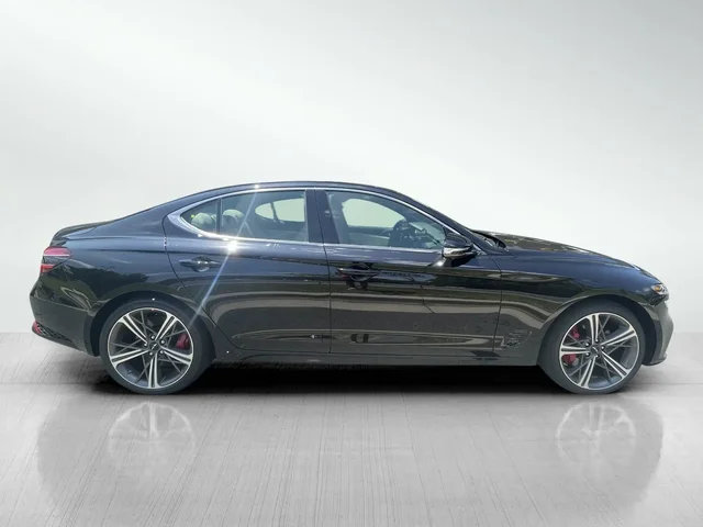 Nuevos GENESIS G70 à Estados chez autogozo