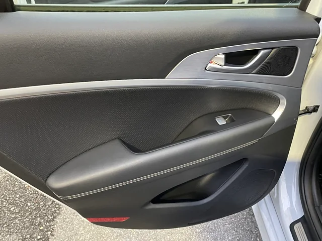 SEMINUEVOS GENESIS G70 a Estados en autogozo