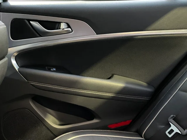 SEMINUEVOS GENESIS G70 a Estados en autogozo