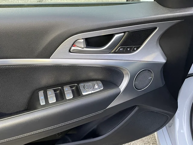 SEMINUEVOS GENESIS G70 a Estados en autogozo
