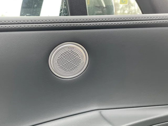 Nuevos GENESIS GV80 à Estados chez autogozo
